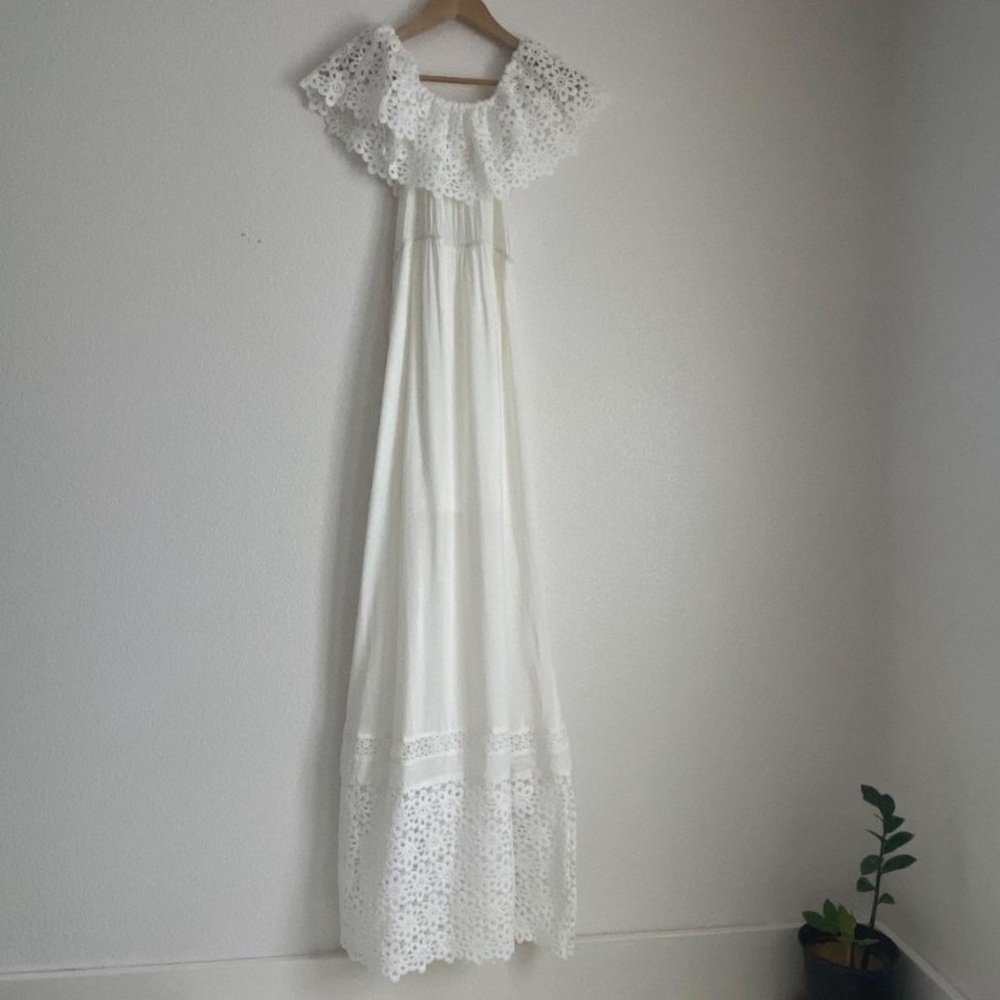 NWT Loveriche floral knit over the shoulder maxi dress, white, S